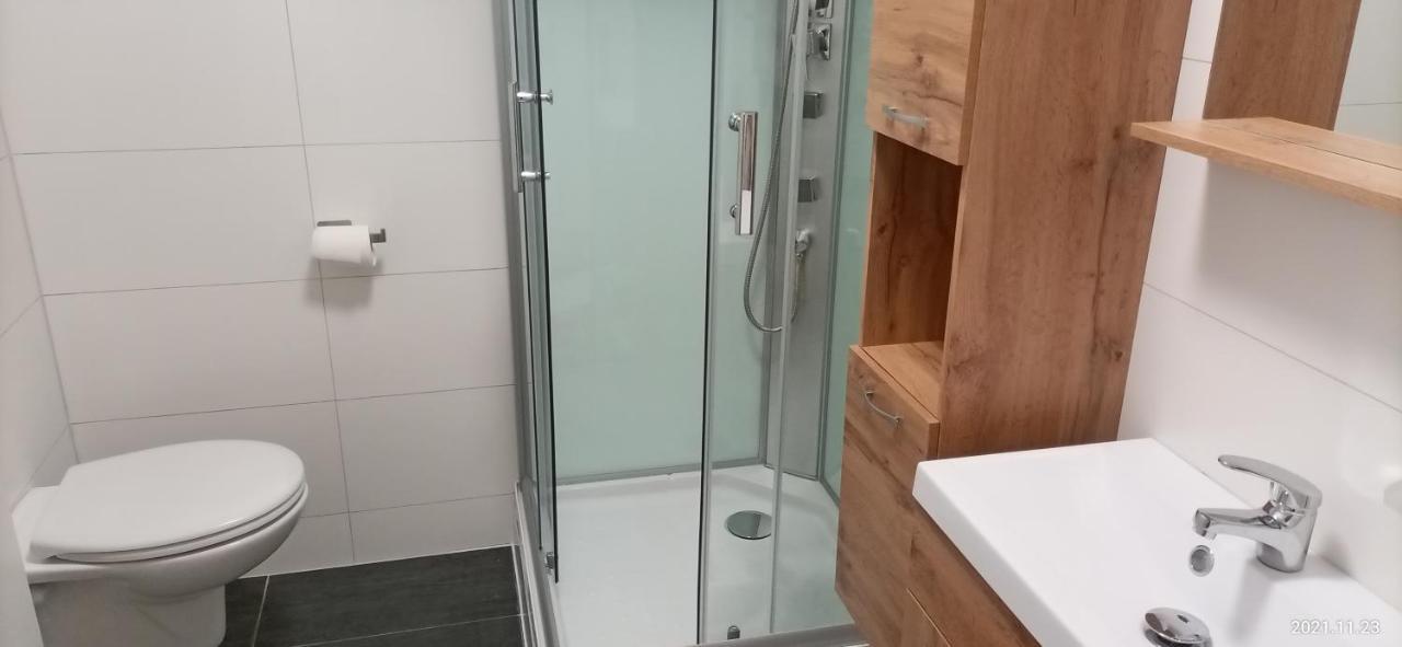 Apartment E1 - Gut Ausgestattete 3-Zimmerwohnung 68 Qm Fuer 1-5 Personen 2Xzz 1Xsc Grafenwohr Eksteriør bilde
